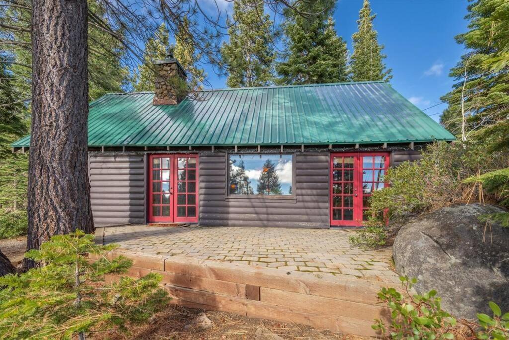Coziest Cabin In Tahoe W Stone Fireplace Comfy Beds Close To Slopes & Lake Carnelian Bay Εξωτερικό φωτογραφία