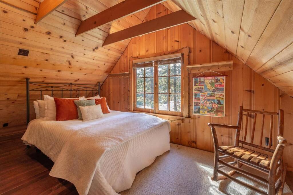 Coziest Cabin In Tahoe W Stone Fireplace Comfy Beds Close To Slopes & Lake Carnelian Bay Εξωτερικό φωτογραφία