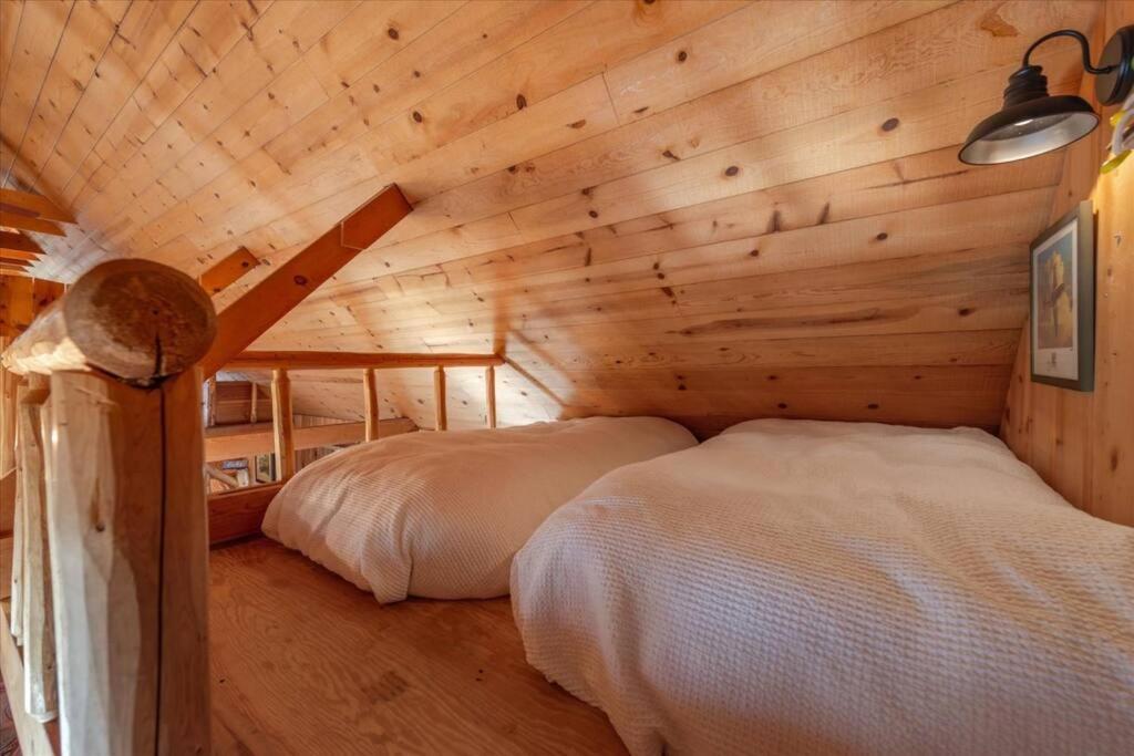 Coziest Cabin In Tahoe W Stone Fireplace Comfy Beds Close To Slopes & Lake Carnelian Bay Εξωτερικό φωτογραφία